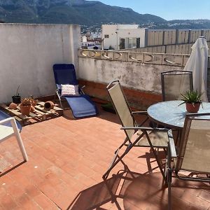 Double Room In Shared Apartment - Private Space In Denia Centre